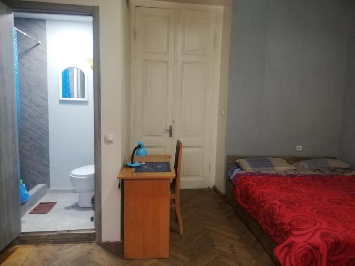 Eka'S Apartment On Marjanishvili Tbilisi Exteriör bild